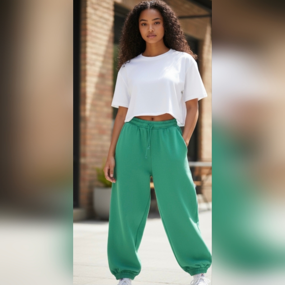 ZARA Green Sweatpants